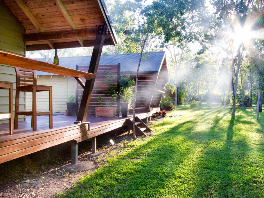 Airlie-Beach-Eco-Cabins