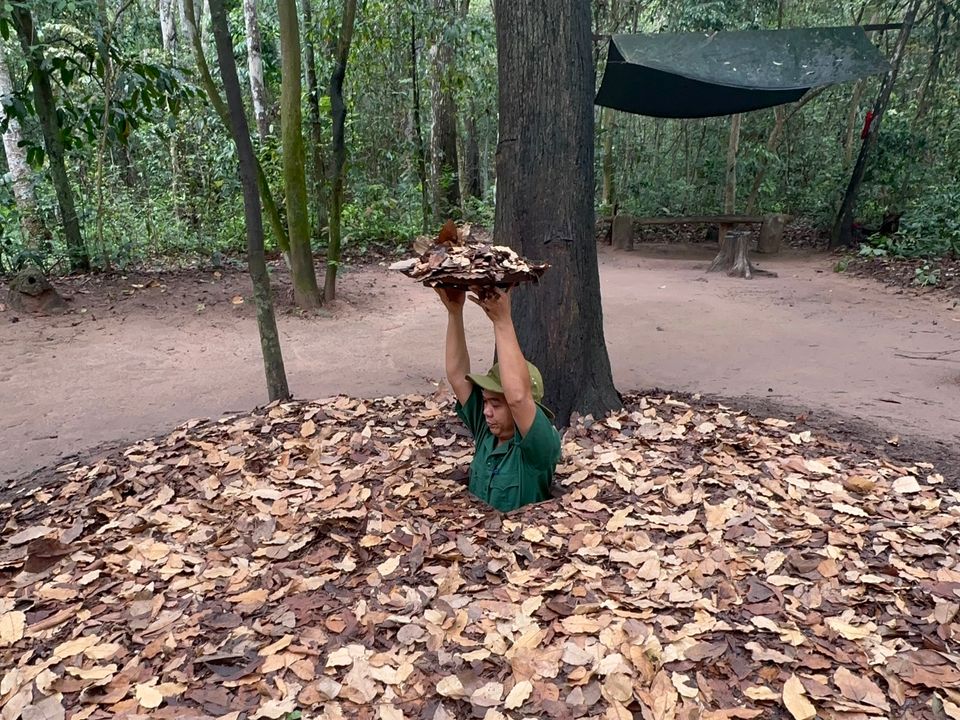 De ingangen van de Cu Chi tunnels bij Ho Chi Minh City, Vietnam.