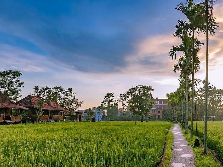 Bali-ubud-kajane-yangloni