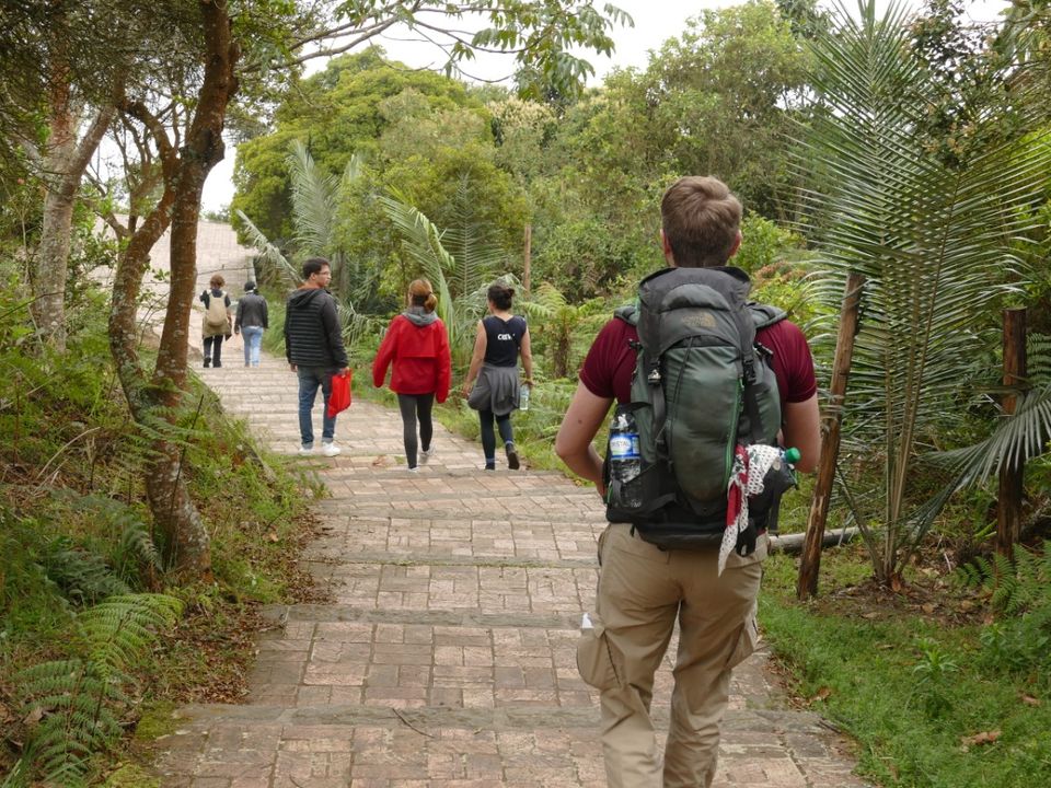 Trekking door het Chicaque reservaat in Bogota