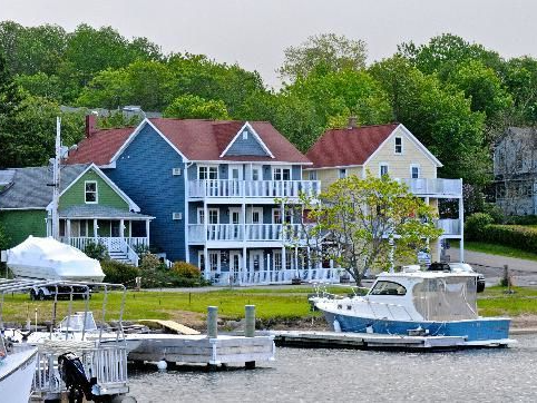 Canada-Baddeck-Waters-Edge-Inn_2_528907
