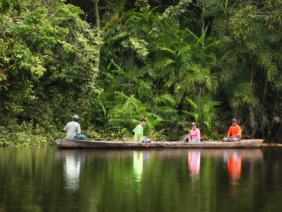 Met een bootje door de Amazone van Colombia
