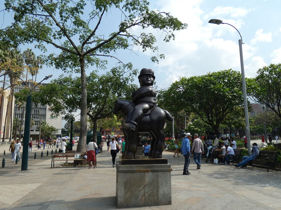 Bijzondere beelden op het Botero plein