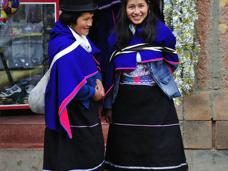 De lokale klederdracht van Silvia in Popayan