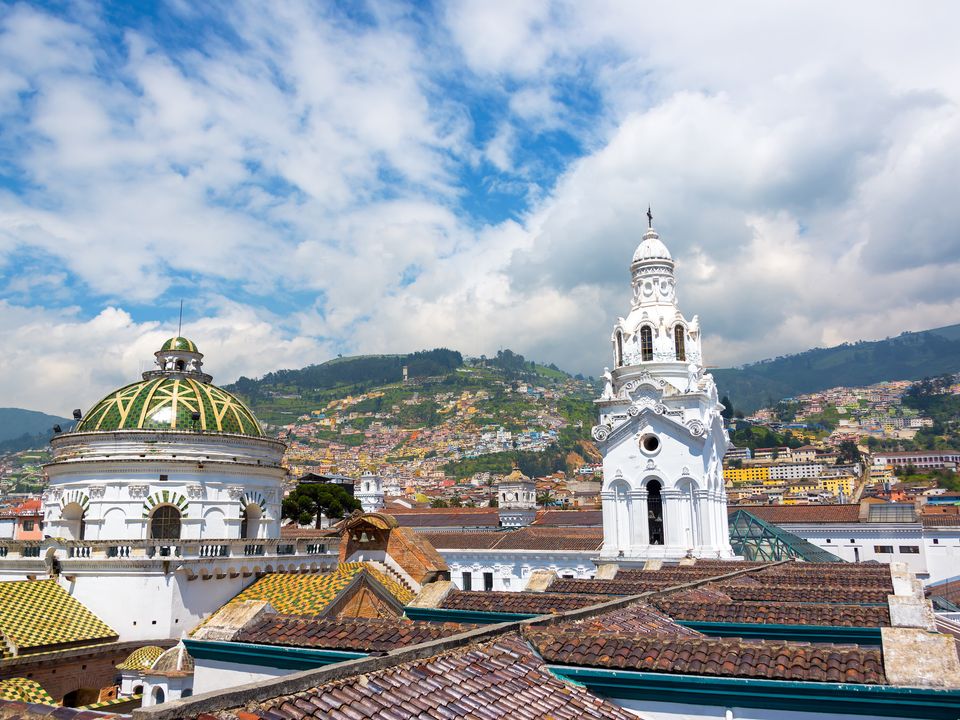 Ecuador uitzicht over de kerk in Quito