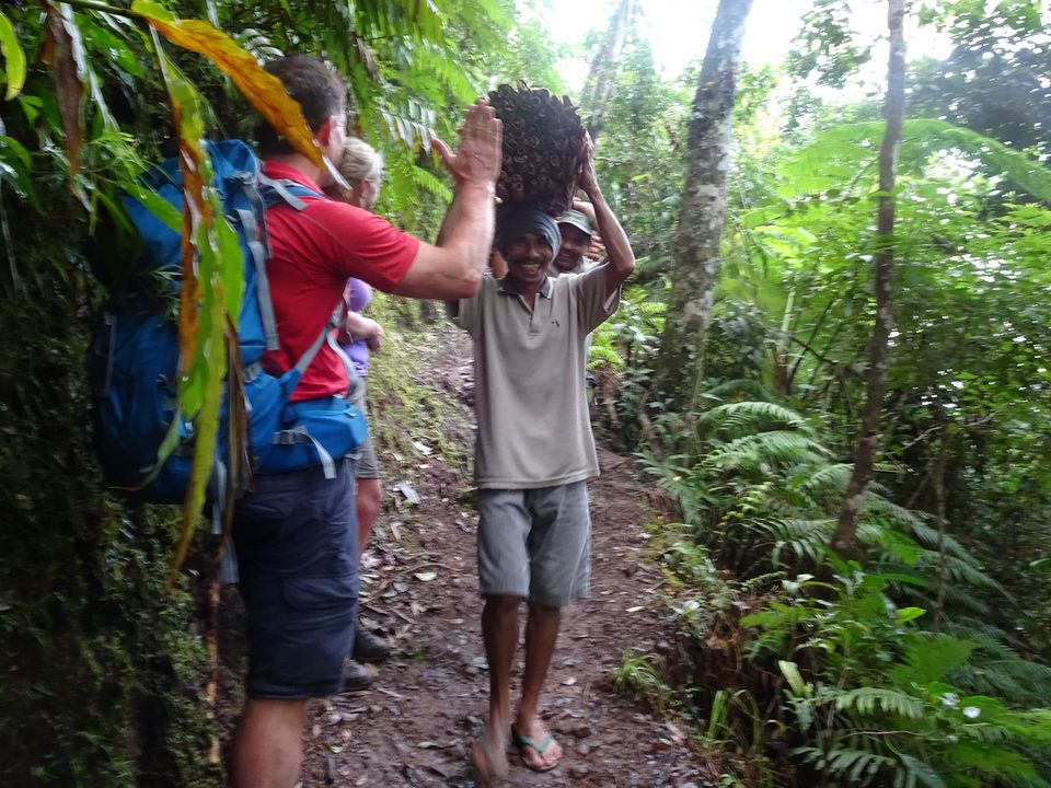 Flores-Wae-Rebo-Trekking_1_409108