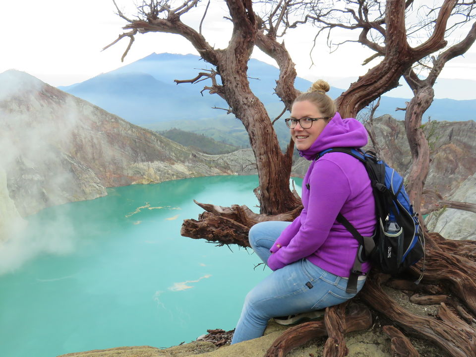Genieten van het uitzicht op de Ijen