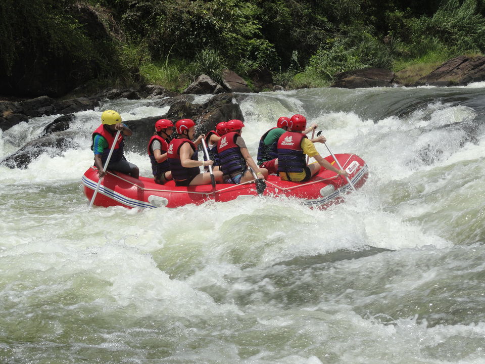 Raften op de Kelani-rivier, Sri Lanka