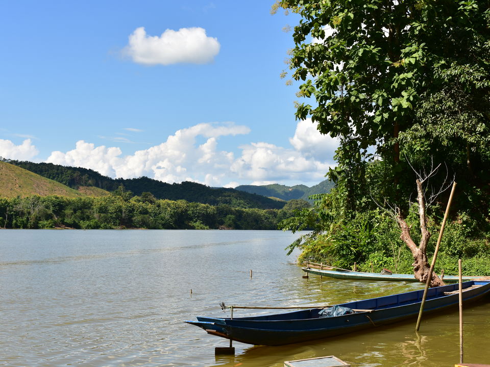 Uitzichten over de Nam Ou Rivier vanuit het dorp Ban Don Khoun, Nong Khiow - Laos
