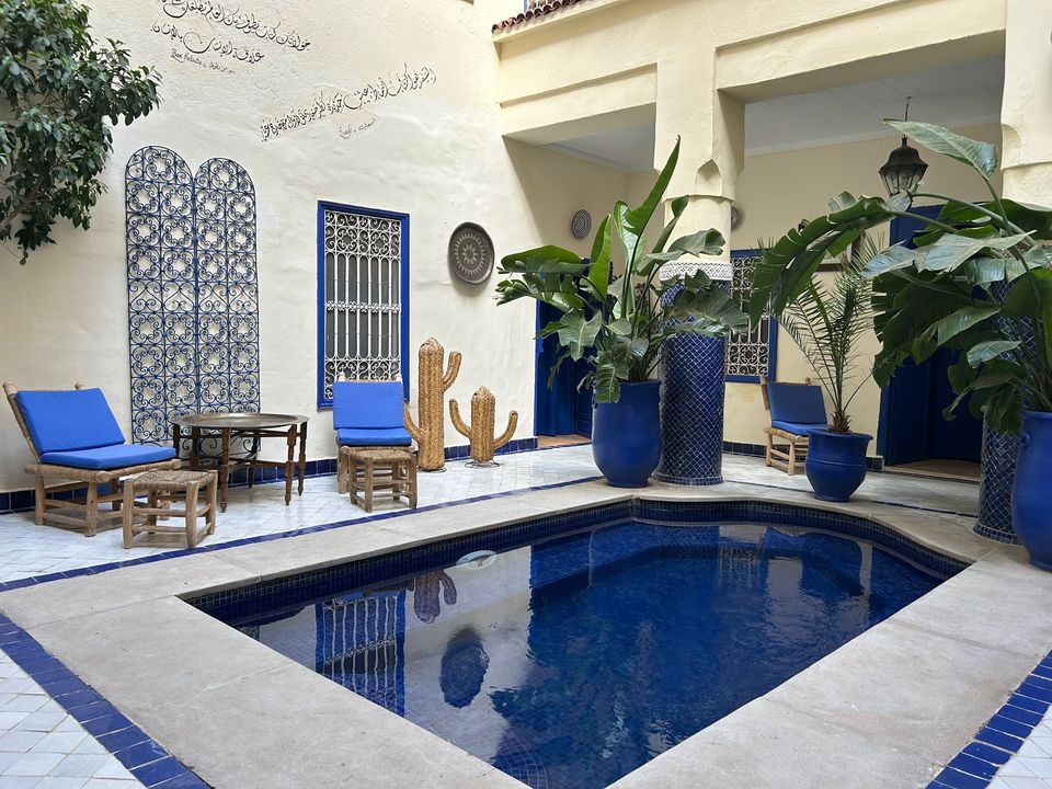 Binnenplaats van Riad Sherazade in Marokko, Marrakech