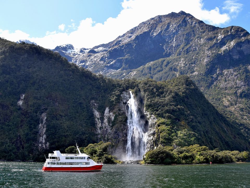 Cruisen door de Milford Sound, Nieuw-Zeeland
