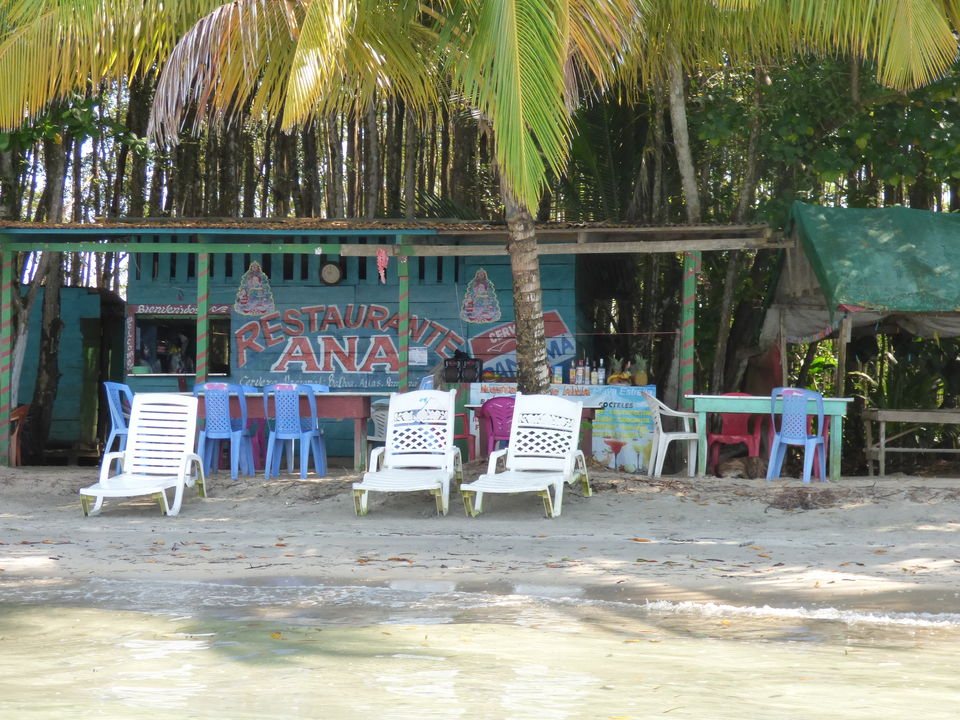 Playa de Estrella op Bocas del Toro - Panama