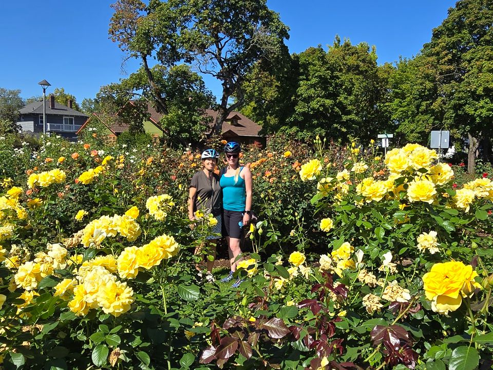Lisanne in de Rose Garden in Portland, Oregon, VS