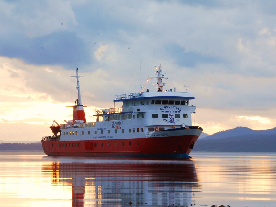 Vertrek vanuit Puerto Montt met het schip © Skorpios Cruises