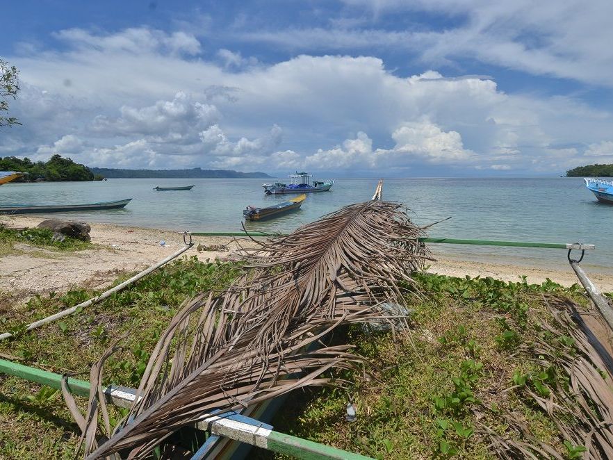 Saparua-NusaLaut-strand(13)