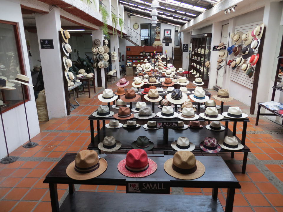 Panama-hoeden als souvenirs uit Cuenca
