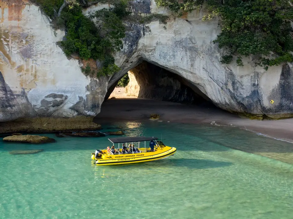 Maak een boottocht door Coromandel