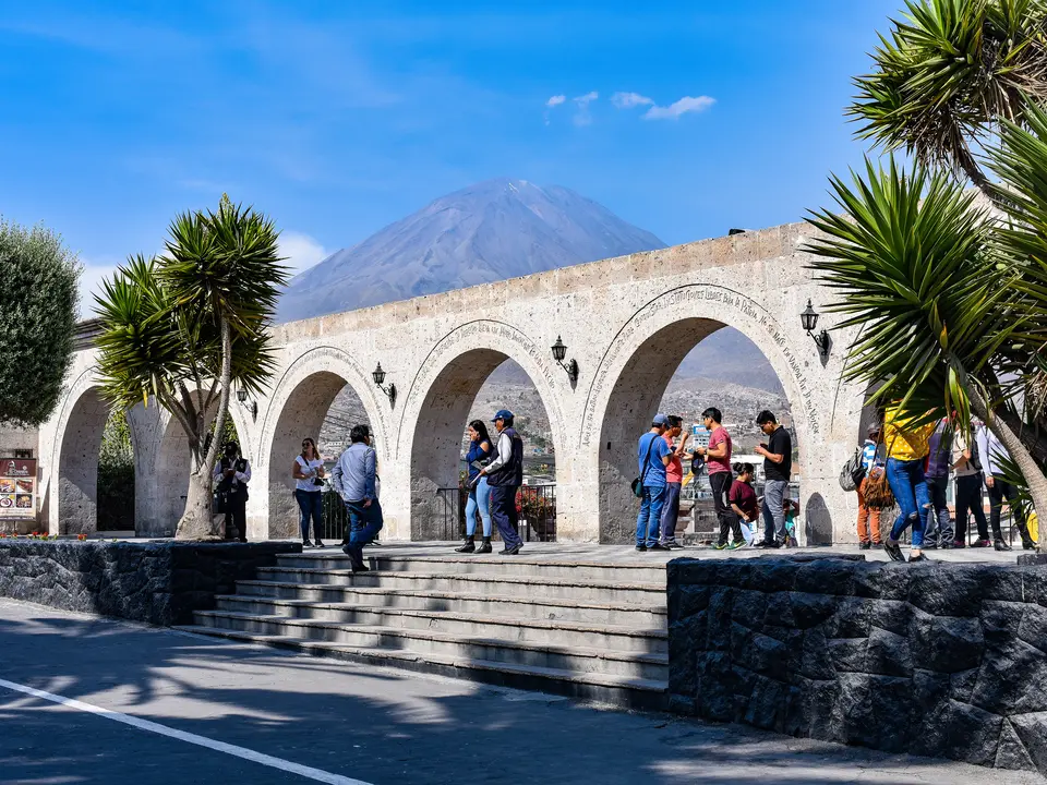 Prachtig uitzicht op de bergen vanuit Arequipa, Peru