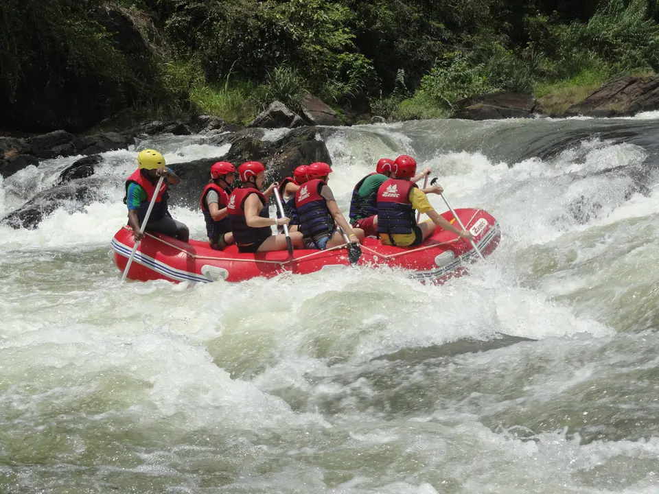 Raften op de Kelani-rivier, Sri Lanka