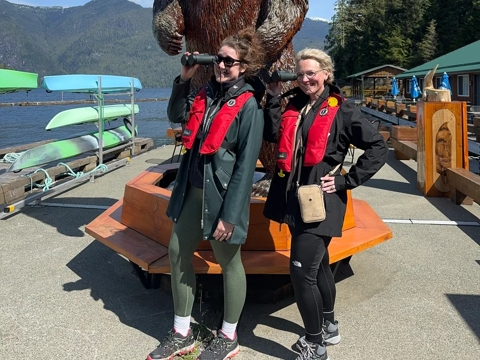 Janine en Anne in Canada