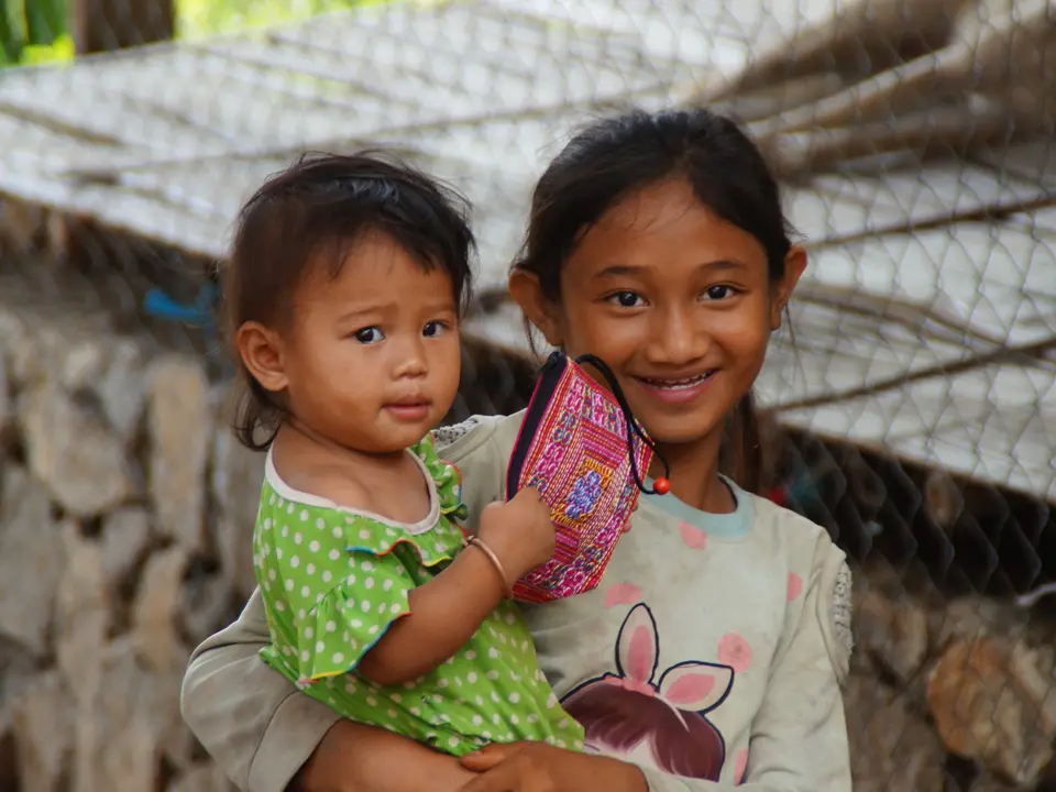 Laos-Luang-Prabang-Kinderen_1_415881