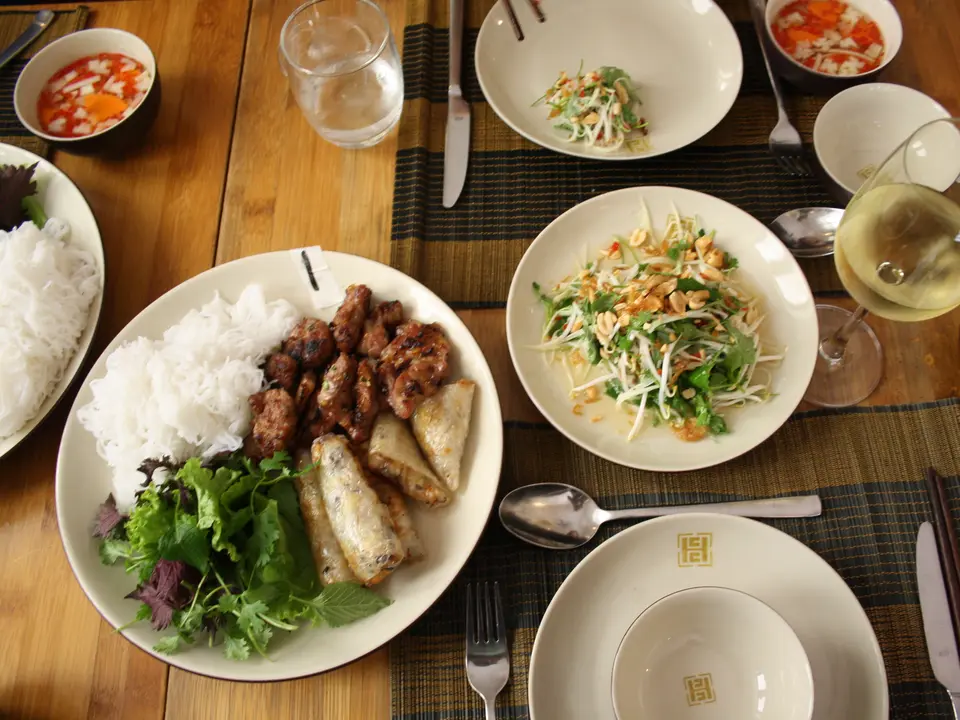 Na de kookworkshop konden we genieten van onze zelfgemaakte gerechten, Vietnam