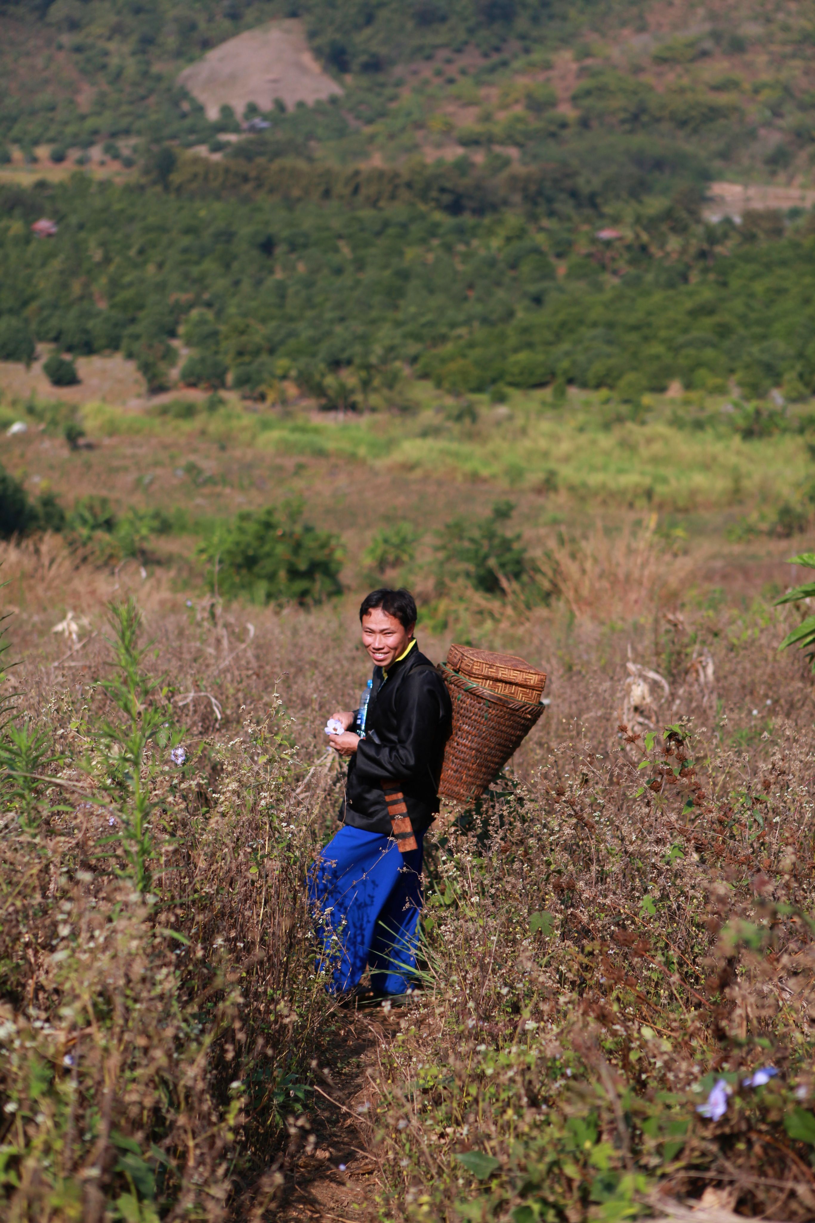 Via bergstammen naar Laos