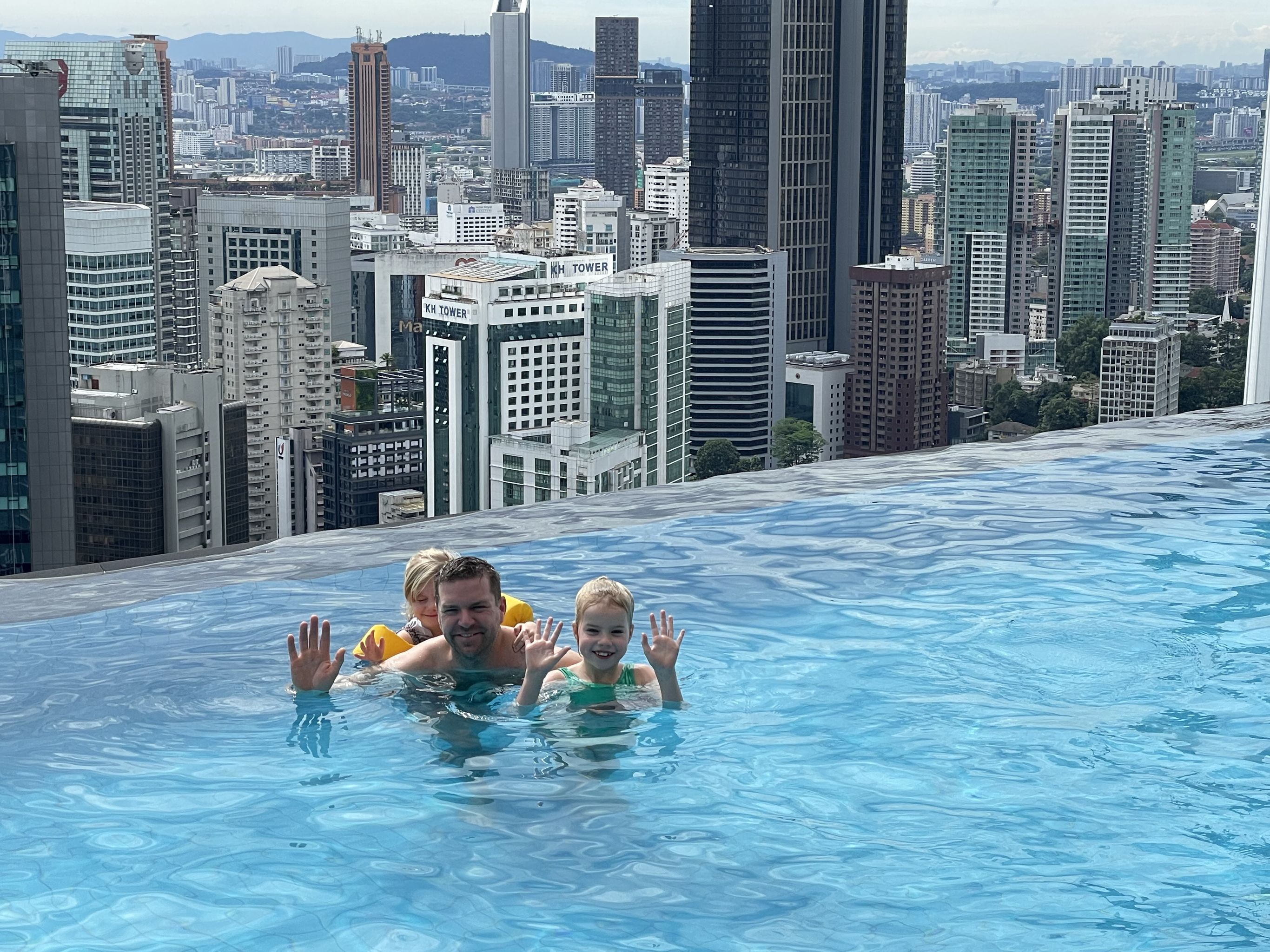 Kuala Lumpur zwembad met kinderen