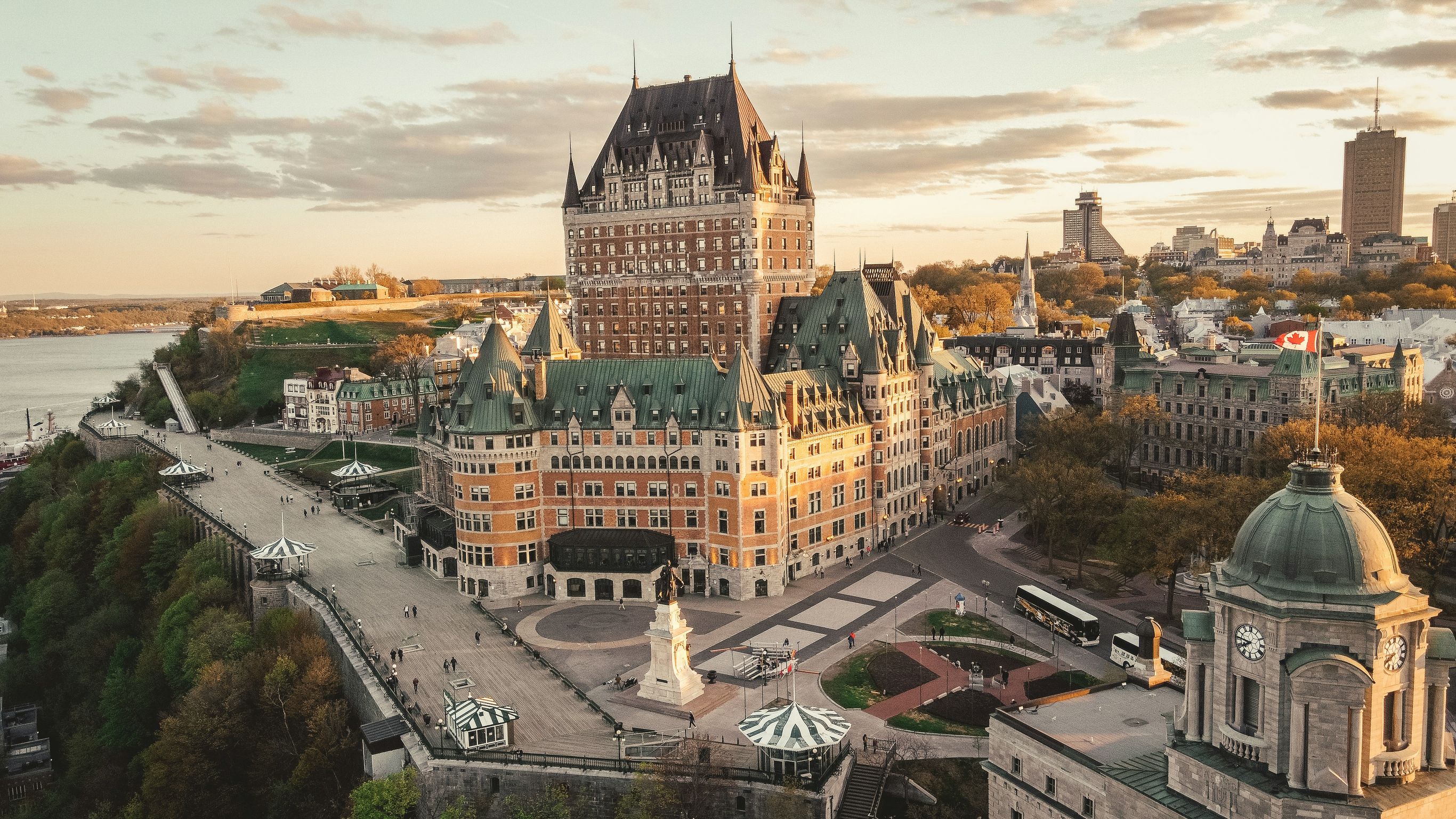 Franse sferen in Québec