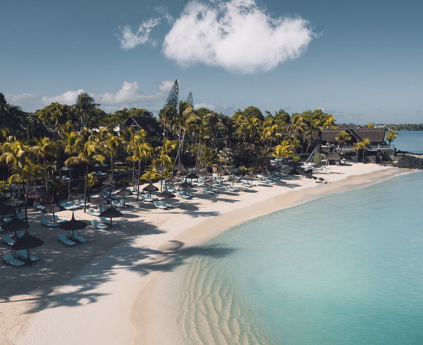 Hagelwitte stranden van Noord Mauritius