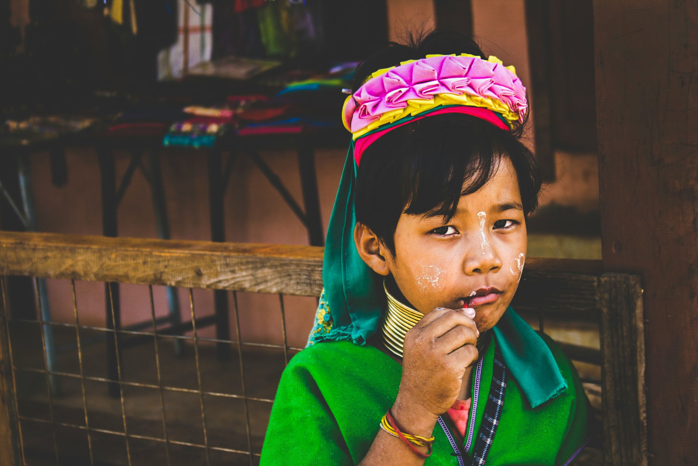 Trekking naar Karen Village