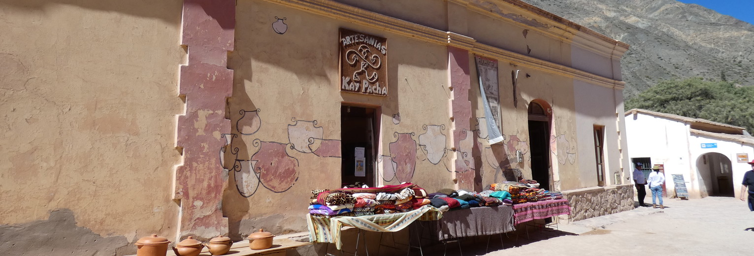 Argentinie-Purmamarca-souvenierstalletje