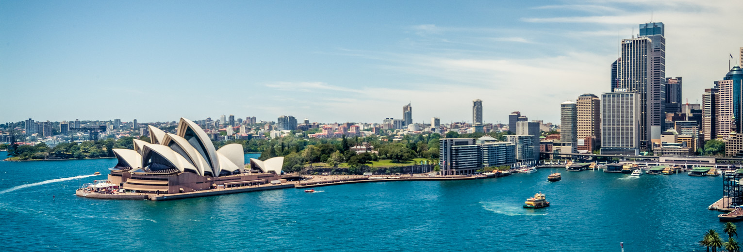 Het Opera House en de skyline van Sydney, Australië