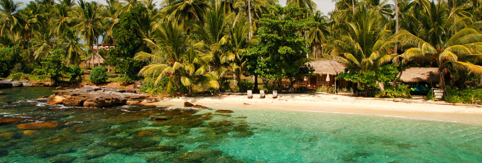 Het strand van Koh Kood in Thailand