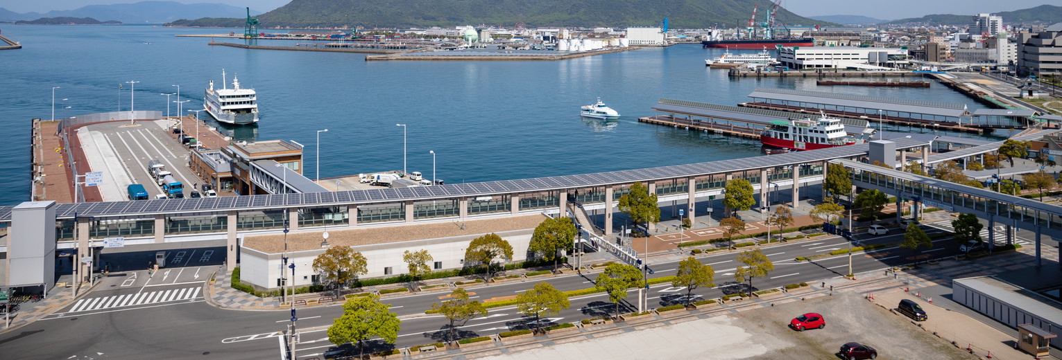 De haven van Takamatsu