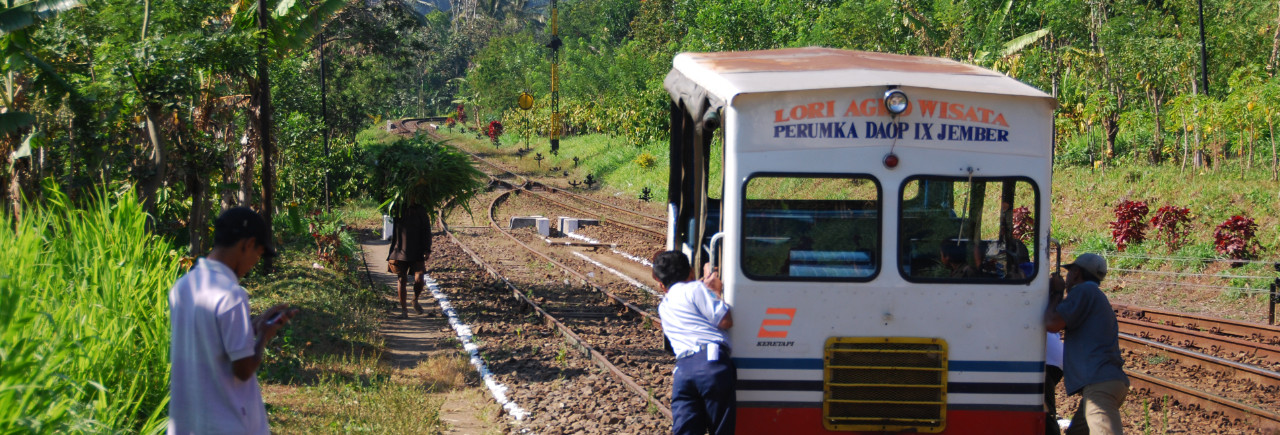 Indonesie-Java-Kalibaru-duwen