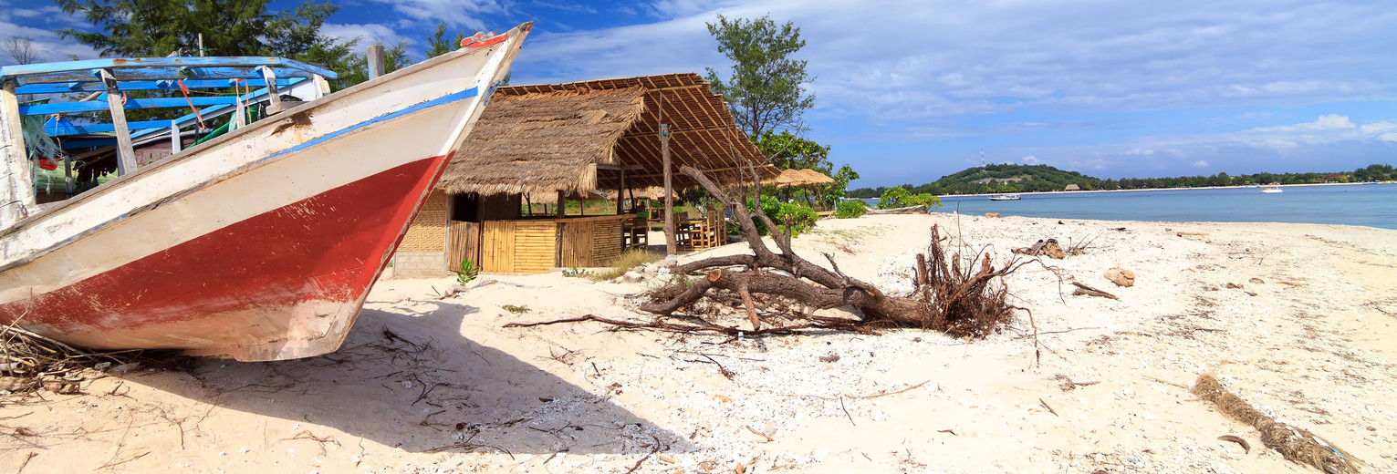 Indonesie-Lombok-Gili Meno-bootjeophetstrand_1