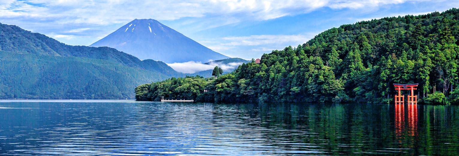 Lake Ashi Mount Fuji in Japan