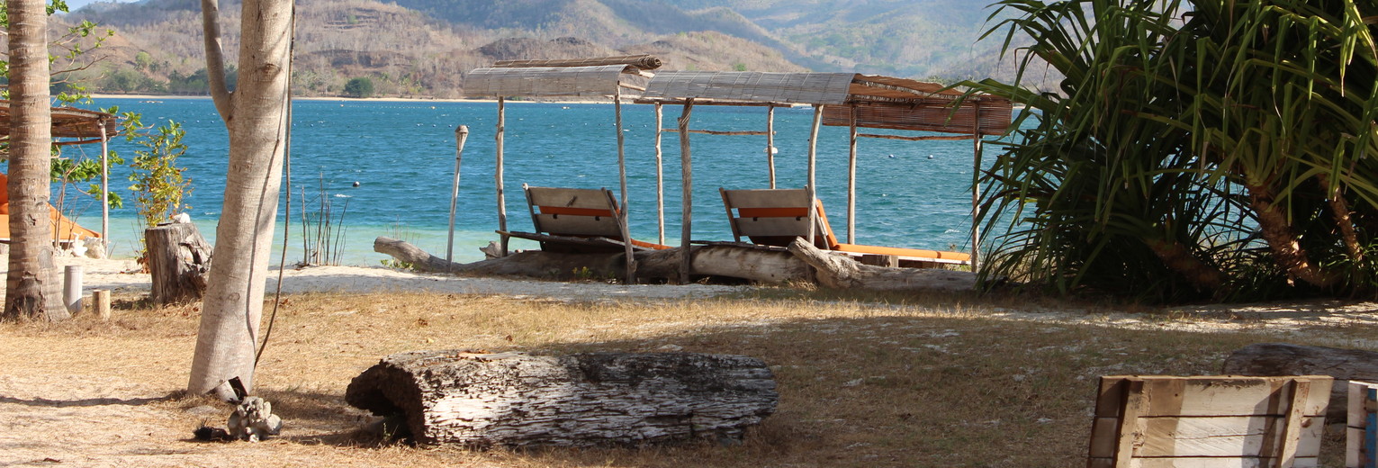 Lombok-Gili-Asahan-Strandbedjes