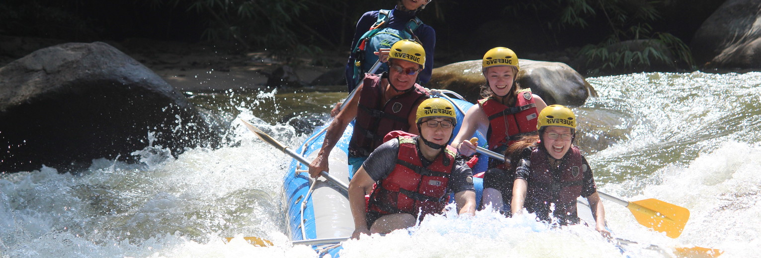 Collega Melany gaat raften in Ipoh, Maleisië