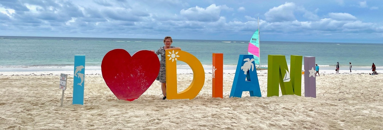 Het witte zandstrand van Diani en Galu Beach in Mombasa, Kenia