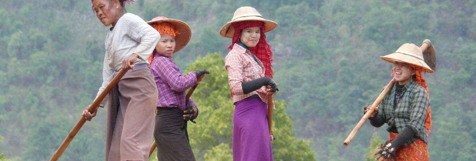 Kalaw dorpen tijdens actieve trektochten