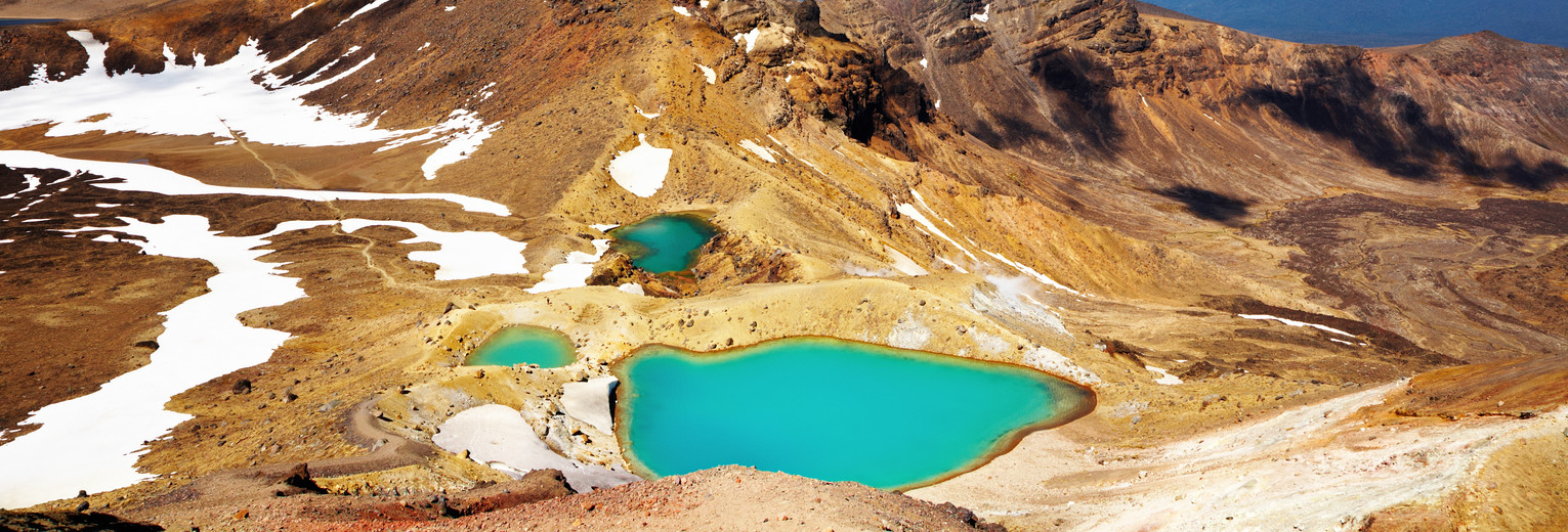 Nieuw-Zeeland-Tongariro-National-ParkEmerald-Lakes