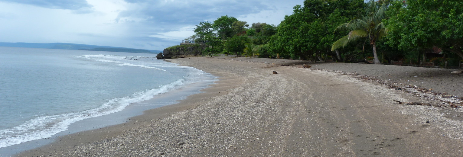 Sumbawa-Strand-Zee_1_409809