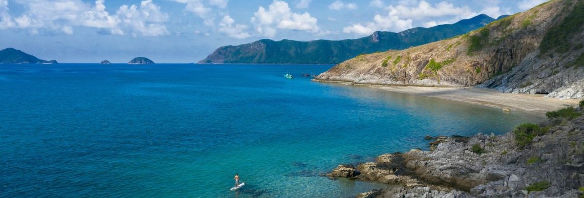 Vietnam-Con-Dao-paddleboard_1_467365