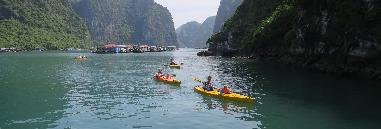 Kanovaren in Halong Bay