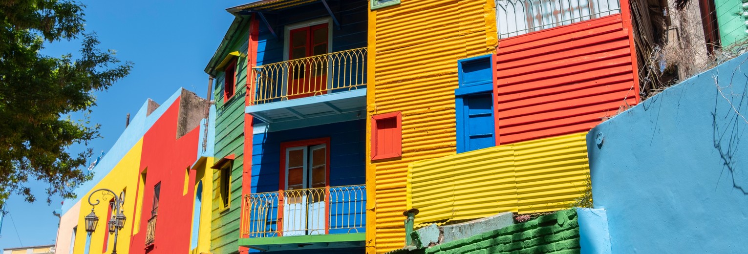 Kleurrijke huizen in Buenos Aires, Argentinië