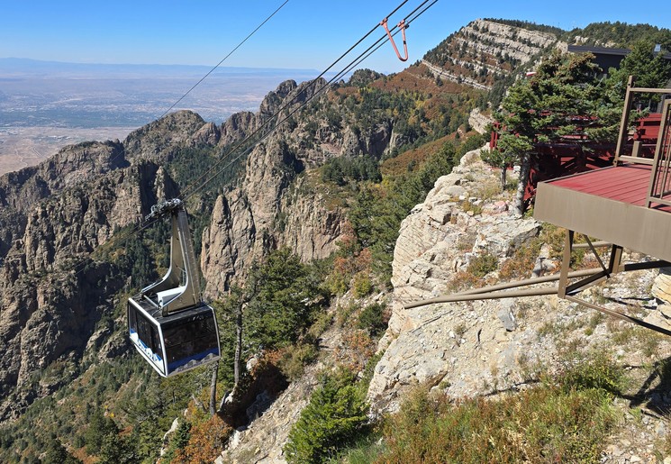 Neem de Sandia Peak Tramway omhoog