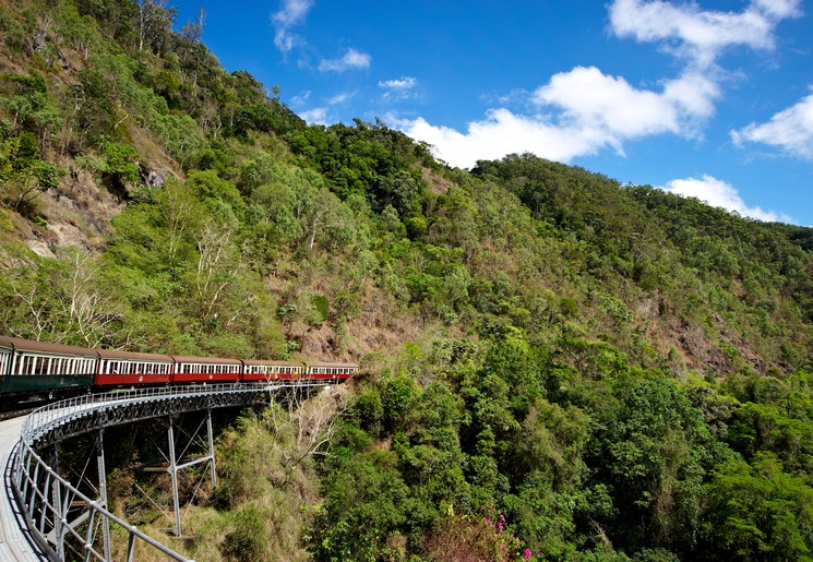 Maak een bijzondere treinreis door Australië