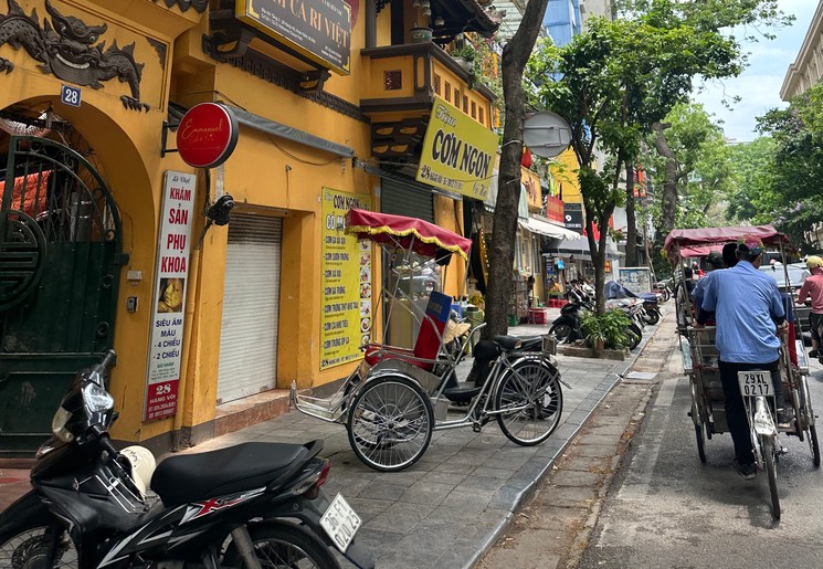 Kleurrijke straten in Hanoi, Vietnam